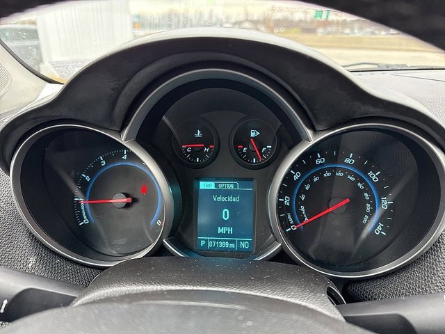 Used 2014 Chevrolet Cruze LT image 19