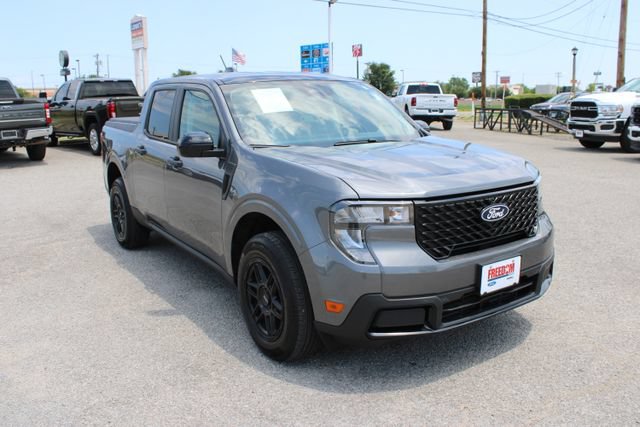Used 2026 Ford Maverick XLT w/ Black Appearance Package AWD/4WD image 3