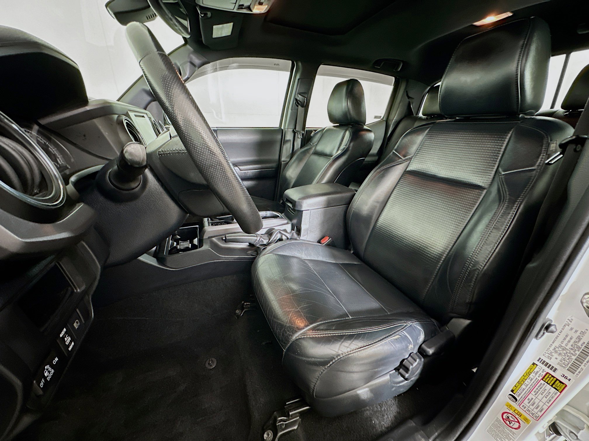 Used 2019 Toyota Tacoma TRD Sport AWD/4WD image 13