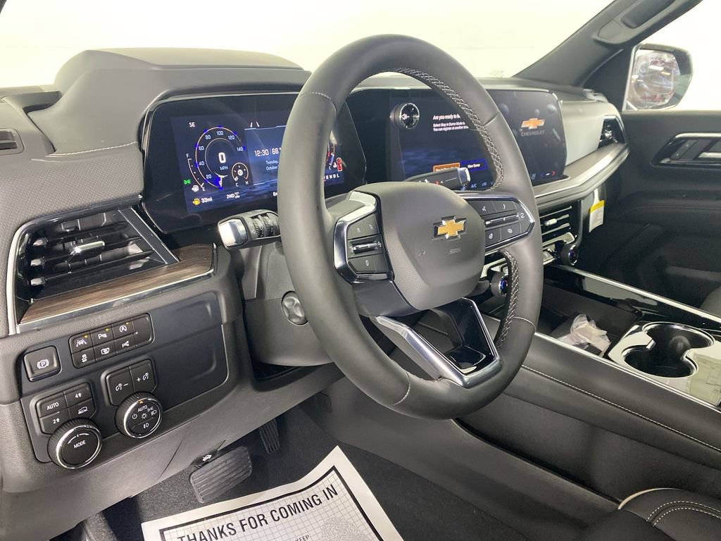 New 2026 Chevrolet Suburban Premier image 11