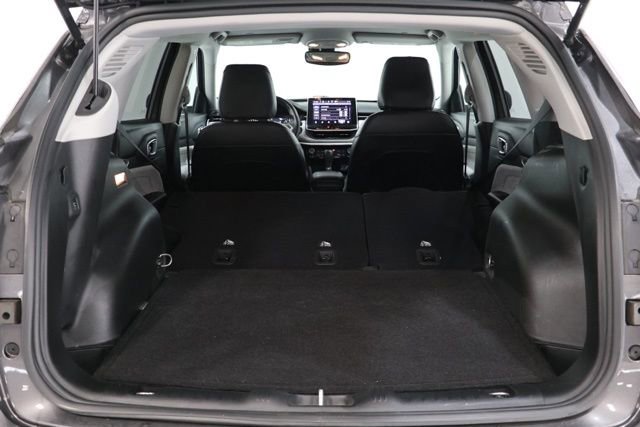 Used 2022 Jeep Compass Latitude w/ Convenience Group AWD/4WD image 32