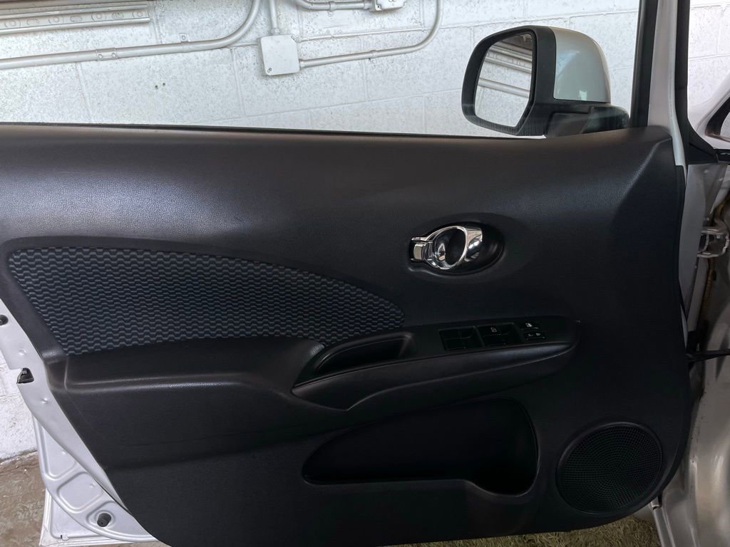 Used 2014 Nissan Versa Note SV image 30