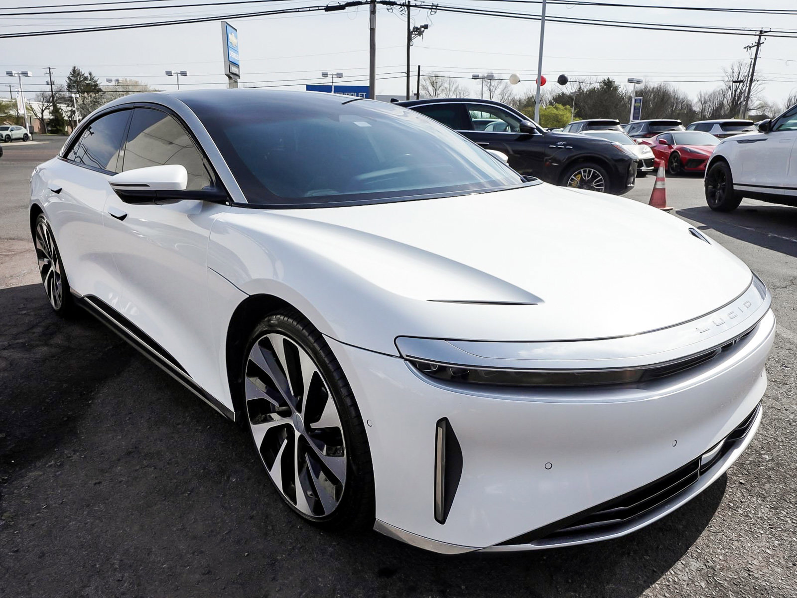 Used 2023 Lucid Air Touring AWD/4WD image 3