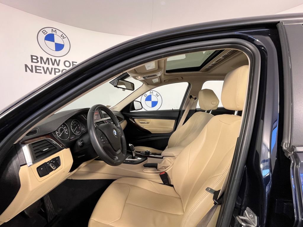 Used 2017 BMW 320i xDrive 320i xDrive image 17