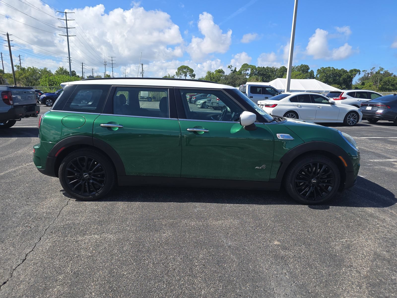 Used 2022 MINI Cooper Clubman S AWD/4WD image 3