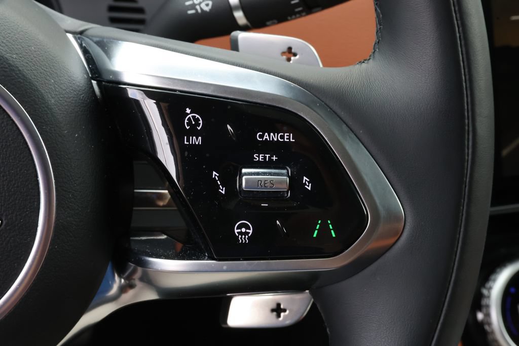 Certified 2026 Jaguar F-PACE R-Dynamic S AWD/4WD image 23