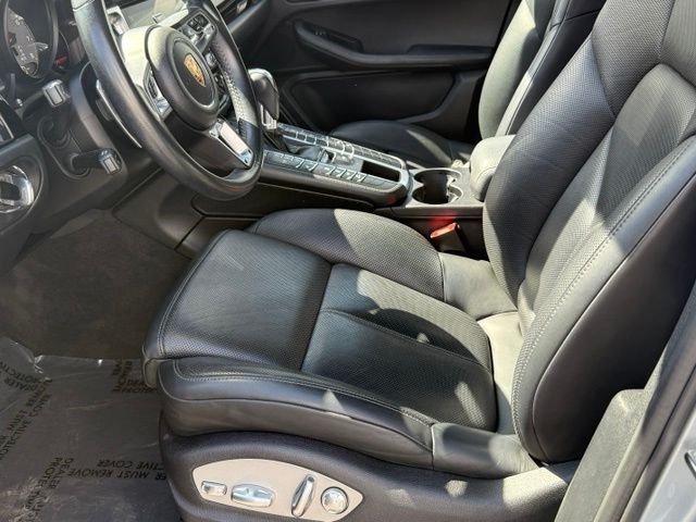 Used 2020 Porsche Macan S AWD/4WD image 5