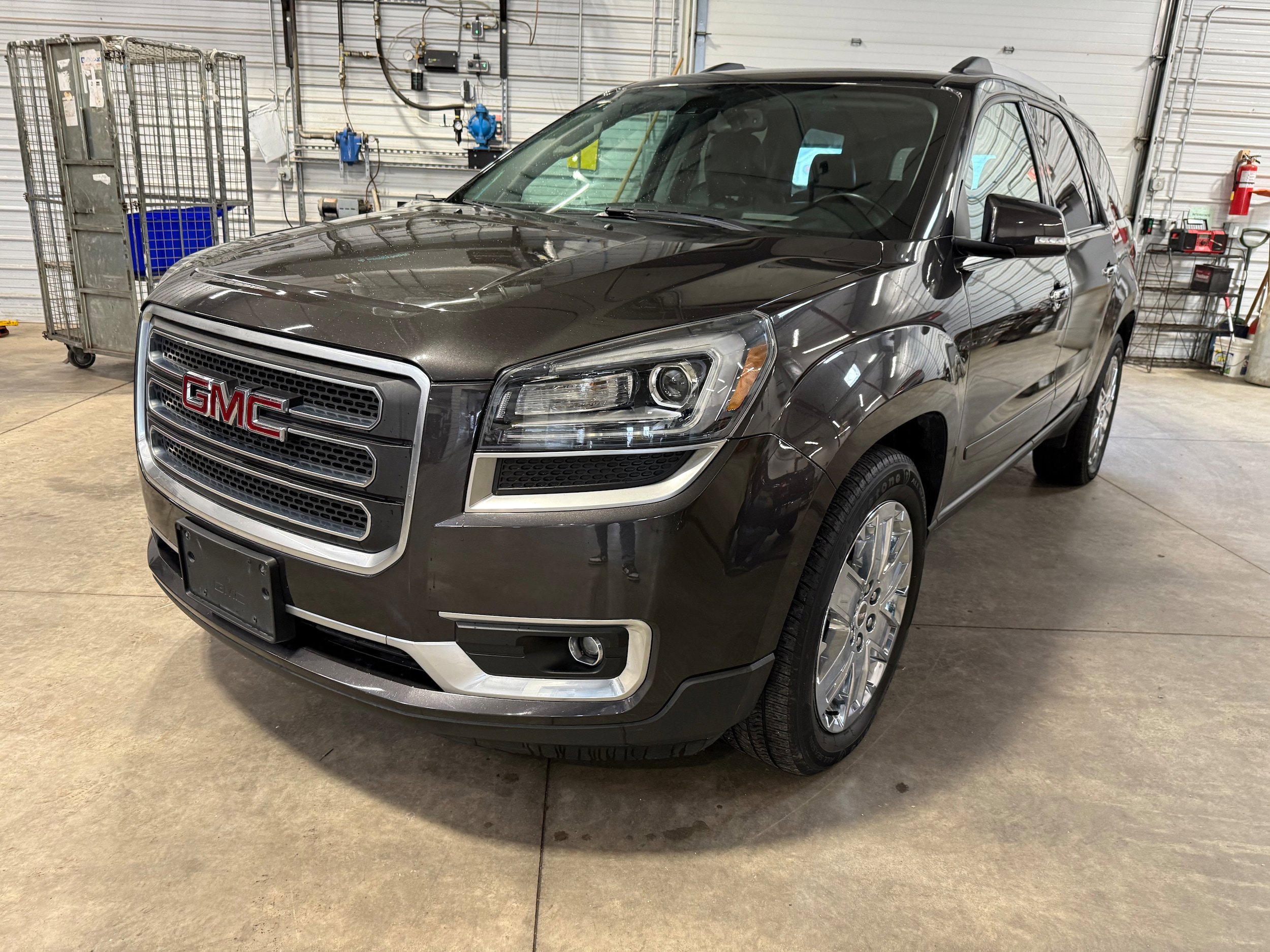 Used 2017 GMC Acadia Limited SLT image 36
