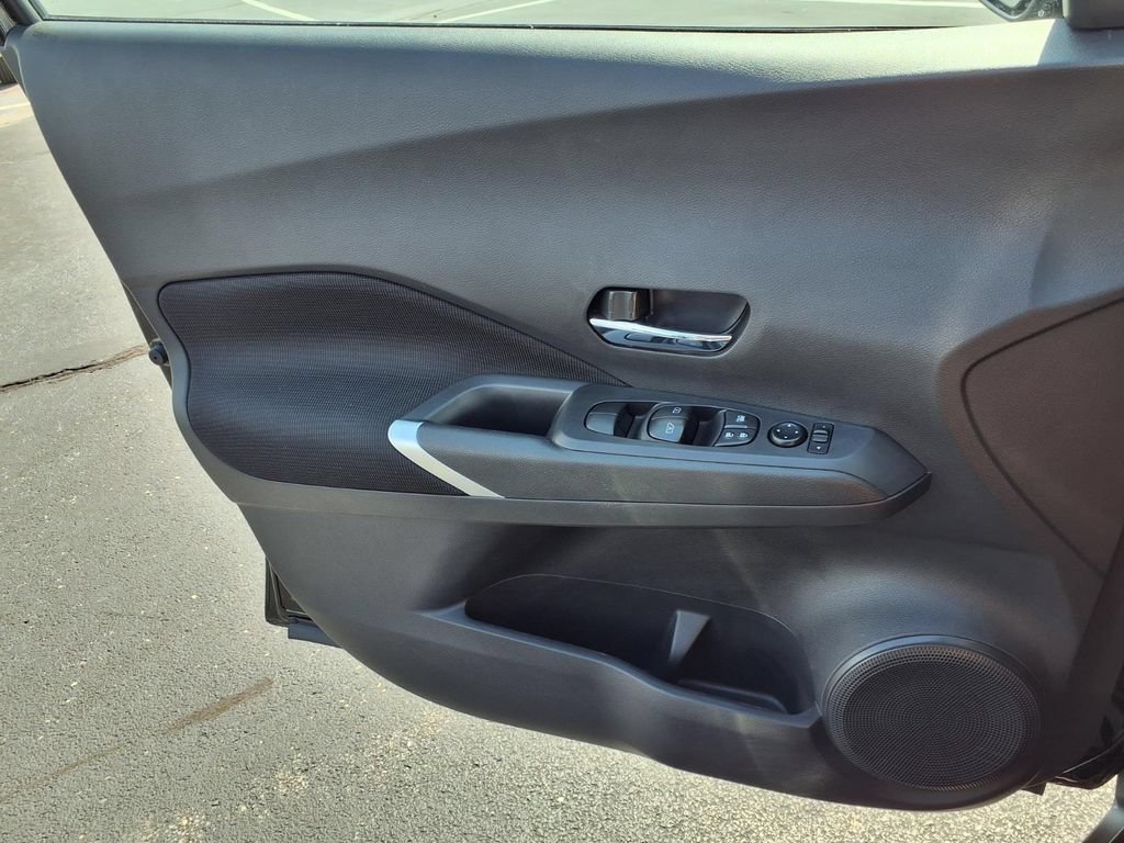 Used 2022 Nissan Kicks SV FWD image 16