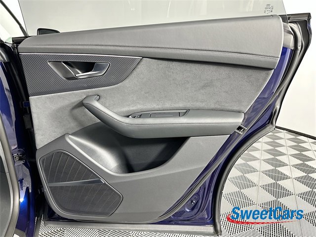 Used 2024 Audi RS Q8 image 46