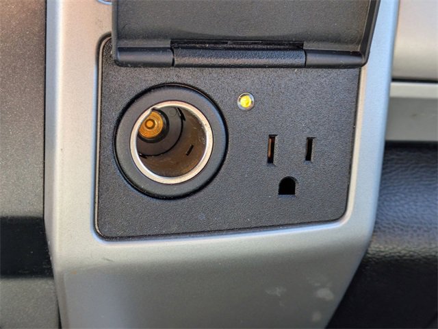 Used 2018 Ford F250 Lariat w/ Lariat Value Package image 32