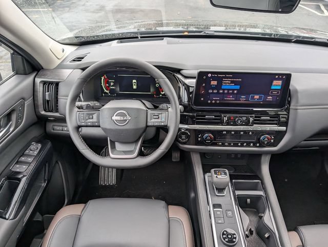 New 2026 Nissan Pathfinder Platinum w/ Cargo Package AWD/4WD image 17