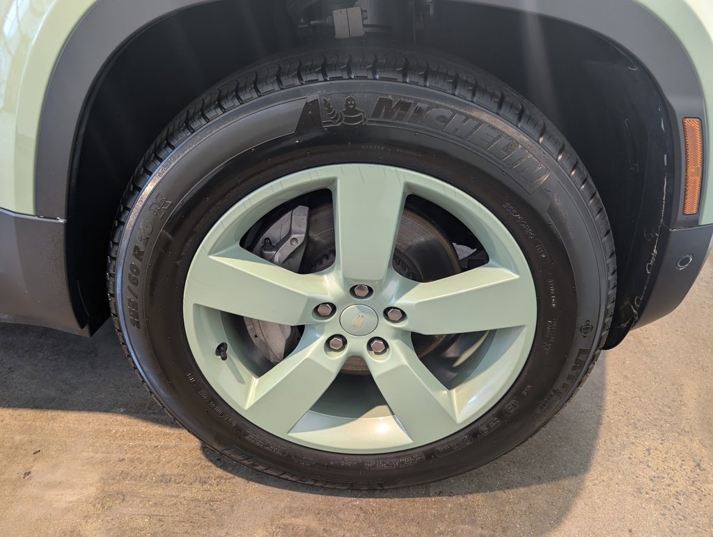 Used 2023 Land Rover Defender 110 75th Limited Edition image 7