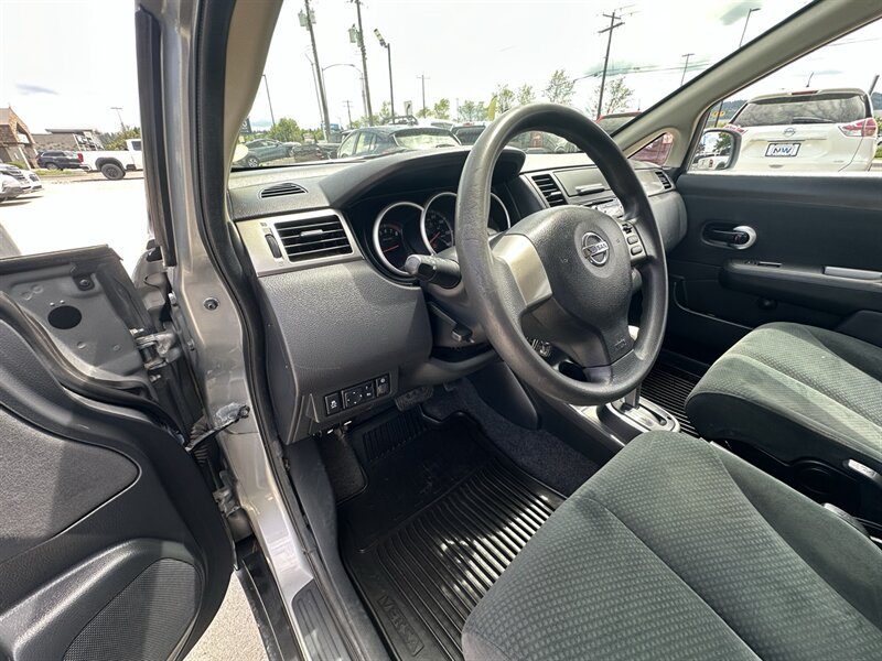 Used 2012 Nissan Versa 1.8 S w/ Plus Pkg FWD image 46