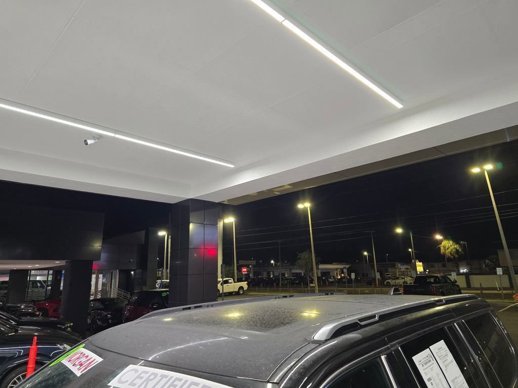 Certified 2022 Jeep Grand Wagoneer Series II w/ Convenience Group III image 13