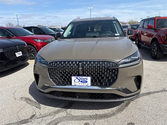 New 2025 Lincoln Aviator Reserve w/ Equipment Group 201A image 9