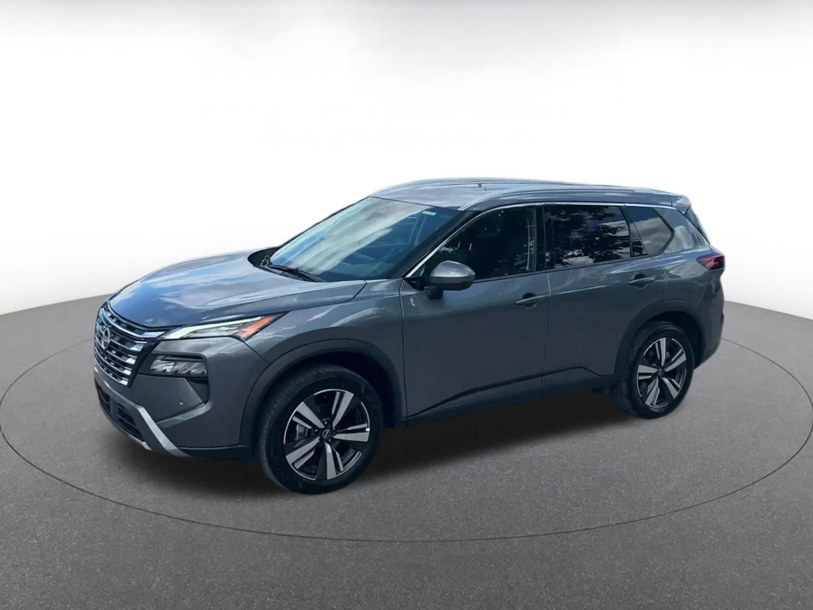 Used 2026 Nissan Rogue SL AWD/4WD image 8