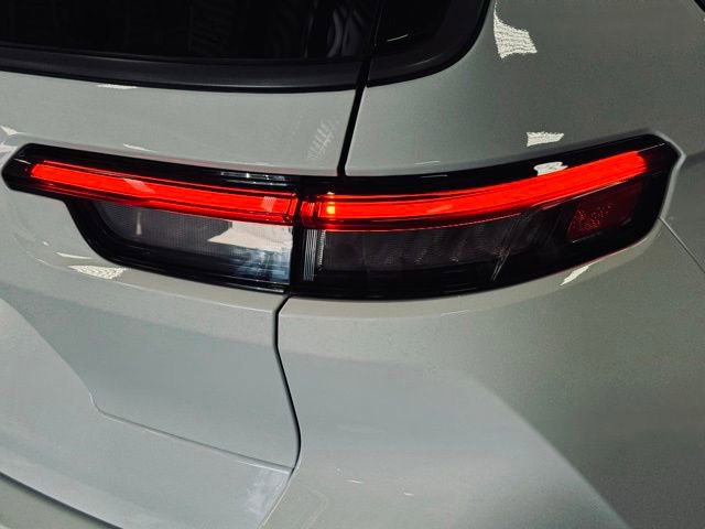 New 2026 Jeep Grand Cherokee L Limited image 6