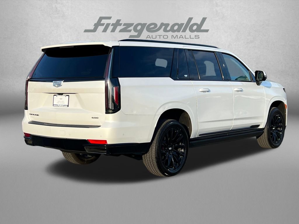 Certified 2024 Cadillac Escalade ESV Sport Platinum w/ LPO, ONYX Package AWD/4WD image 7