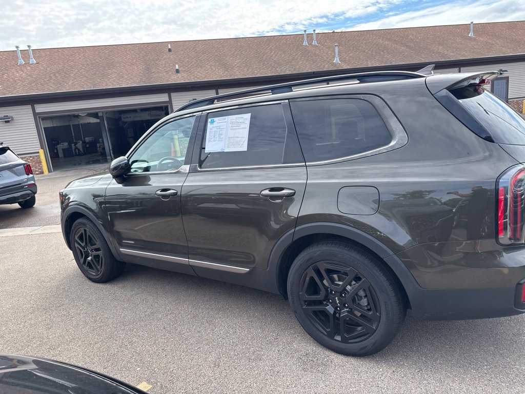 Used 2023 Kia Telluride SX X-Line AWD/4WD image 7