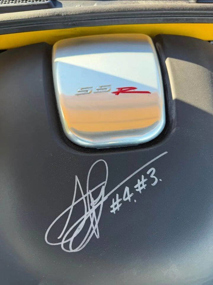 Used 2005 Chevrolet SSR LS 2dr Regular Cab Convertible w/ Preferred Equipment Group RWD image 18