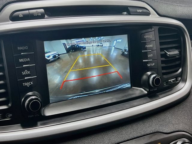 Used 2018 Kia Sorento FWD image 13