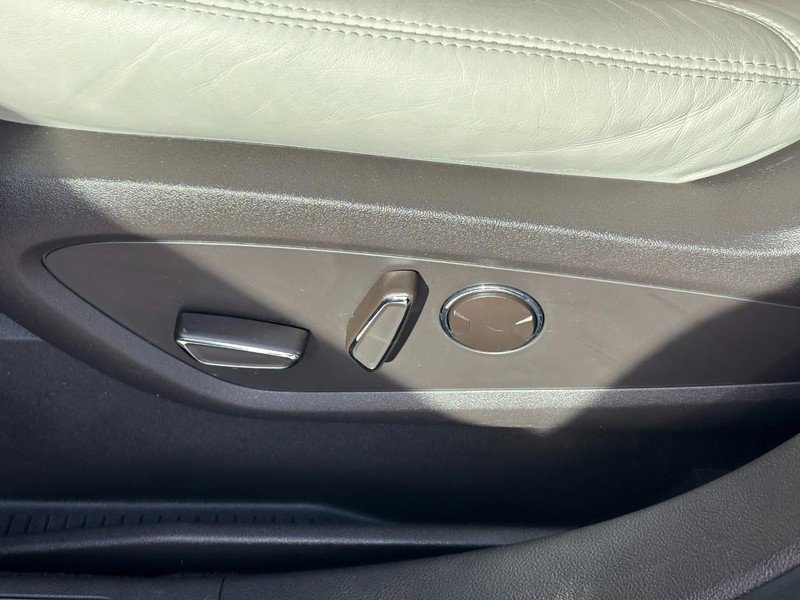 Used 2023 Lincoln Nautilus Black Label image 17