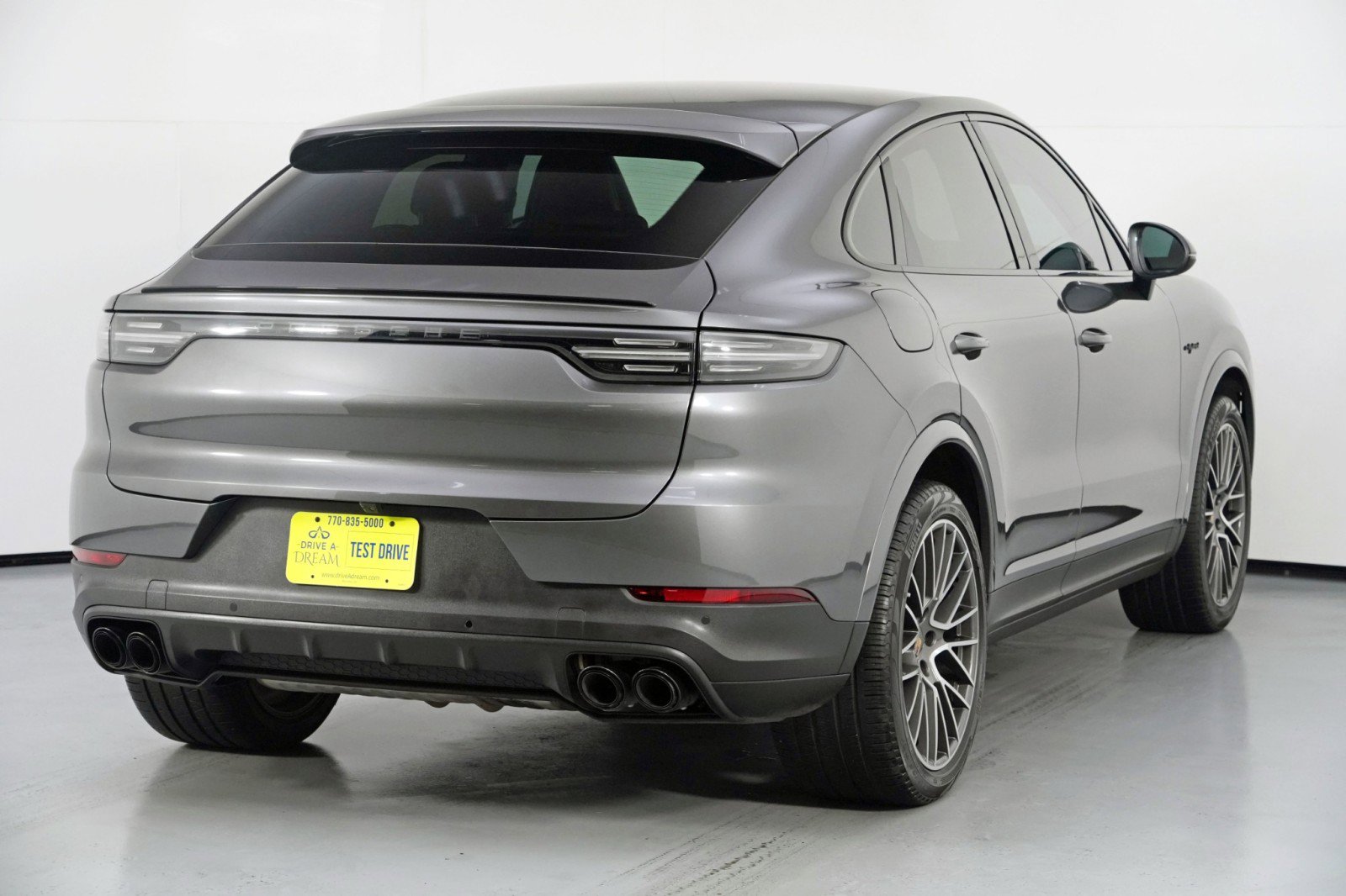 Used 2023 Porsche Cayenne E-Hybrid image 54