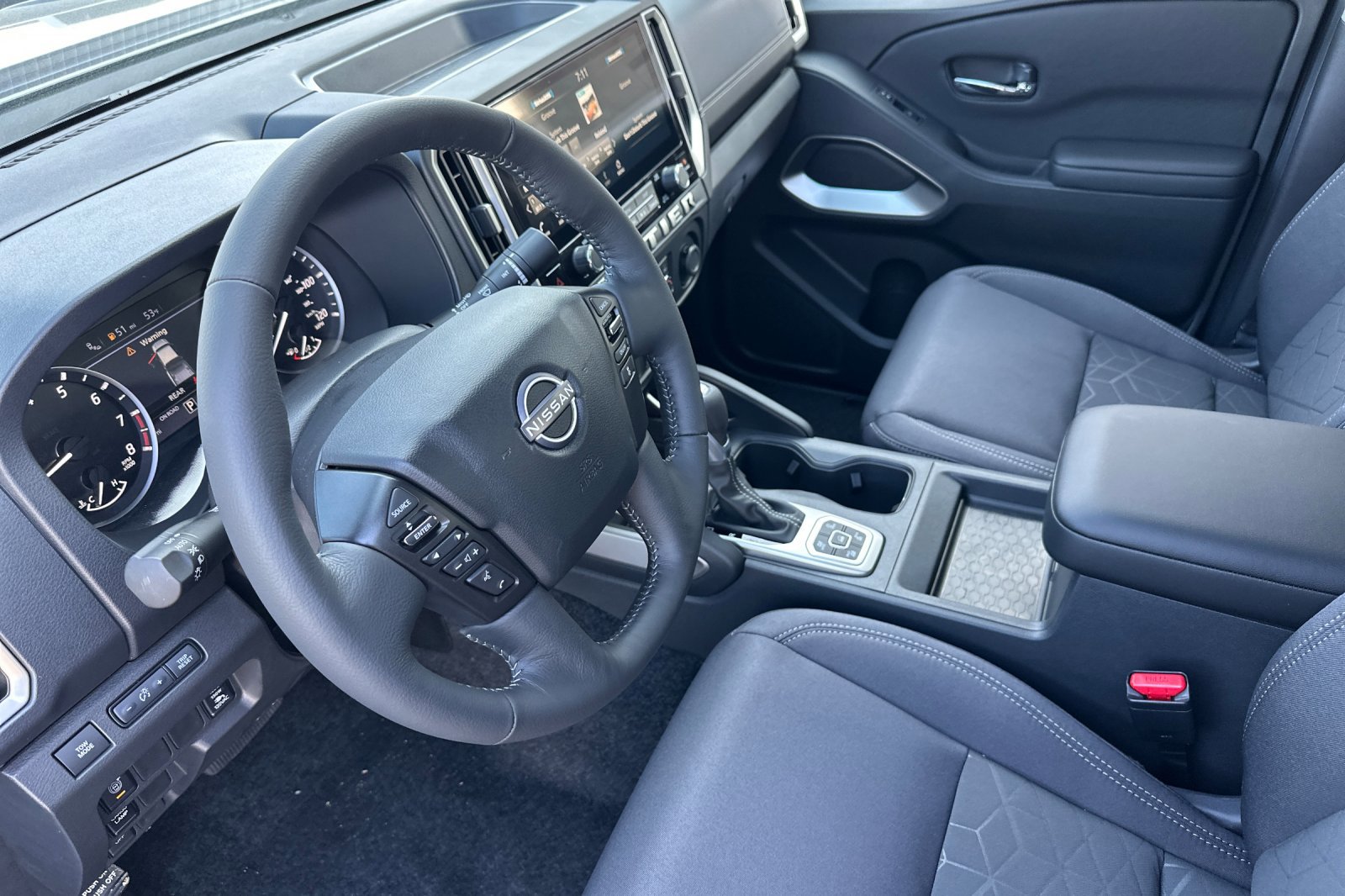 New 2026 Nissan Frontier SV w/ SV Convenience Package image 10