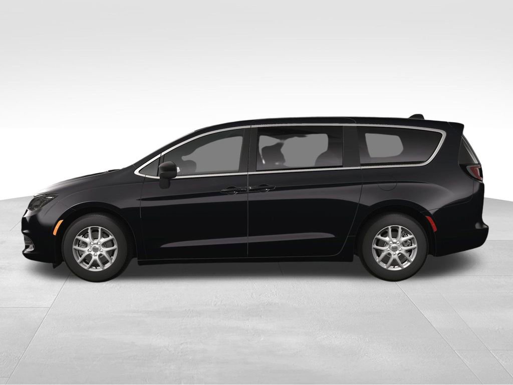 New 2025 Chrysler Voyager LX image 3