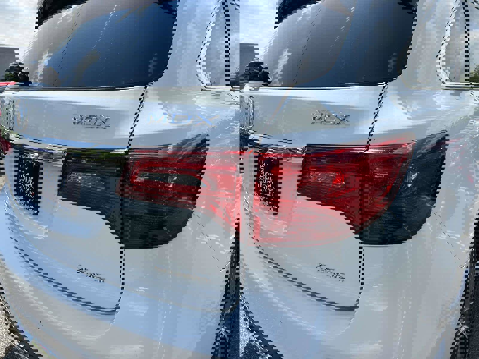 Used 2020 Acura MDX SH-AWD w/ Technology Package image 7