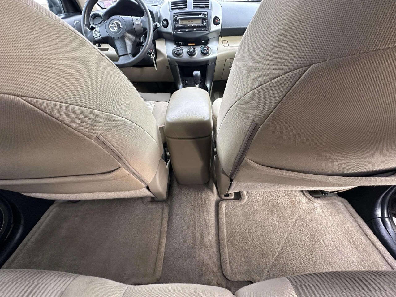 Used 2012 Toyota RAV4 4WD image 24