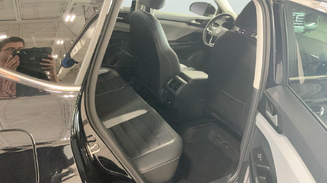 Certified 2023 Volkswagen Taos SEL AWD/4WD image 16