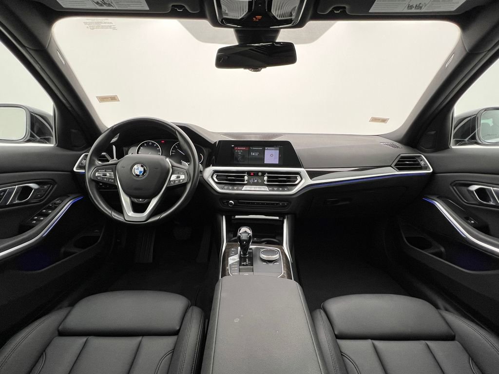 Used 2020 BMW 330i xDrive Sedan w/ Driving Assistance Package image 24