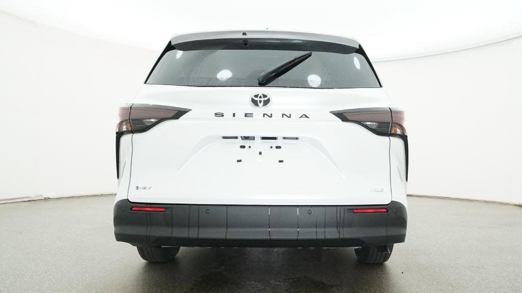 New 2026 Toyota Sienna XLE FWD image 7
