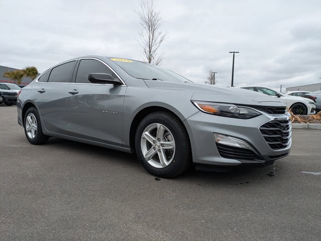 Used 2023 Chevrolet Malibu LS w/ LPO, Floor Liner Package image 2