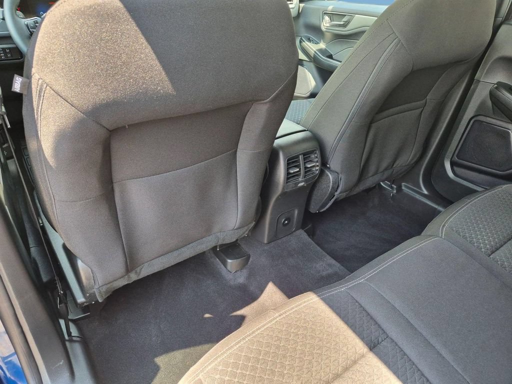 Used 2023 Ford Escape Active w/ Tech Pack #1 AWD/4WD image 21