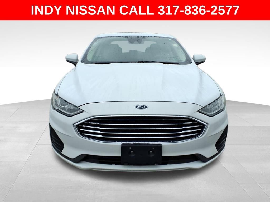 Used 2020 Ford Fusion SE image 3