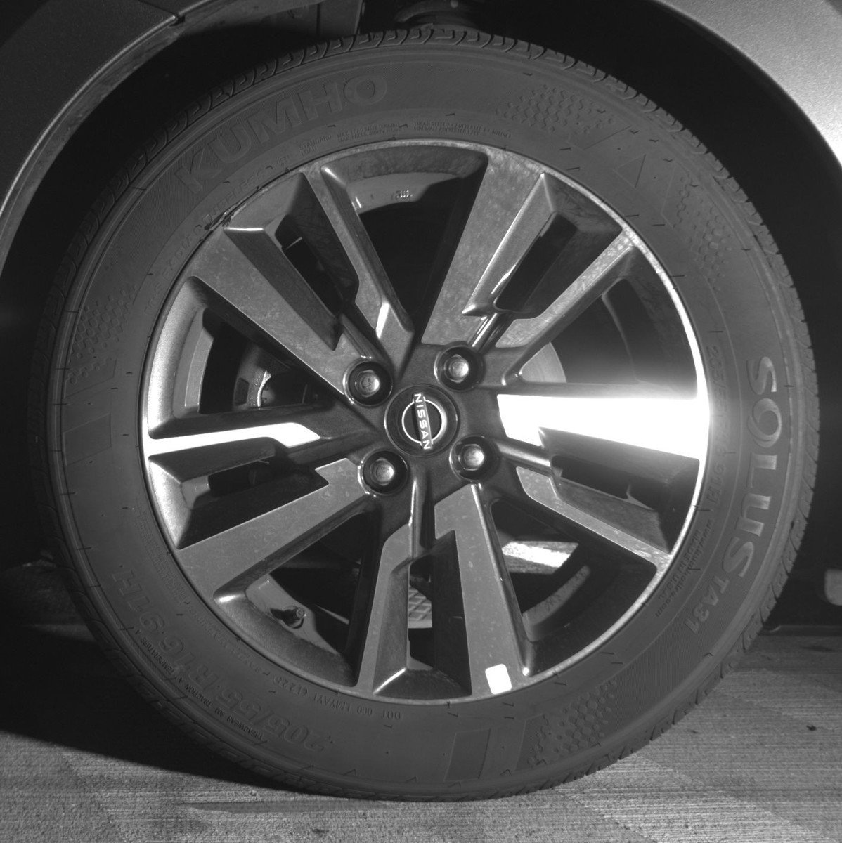 Used 2025 Nissan Versa SV image 12