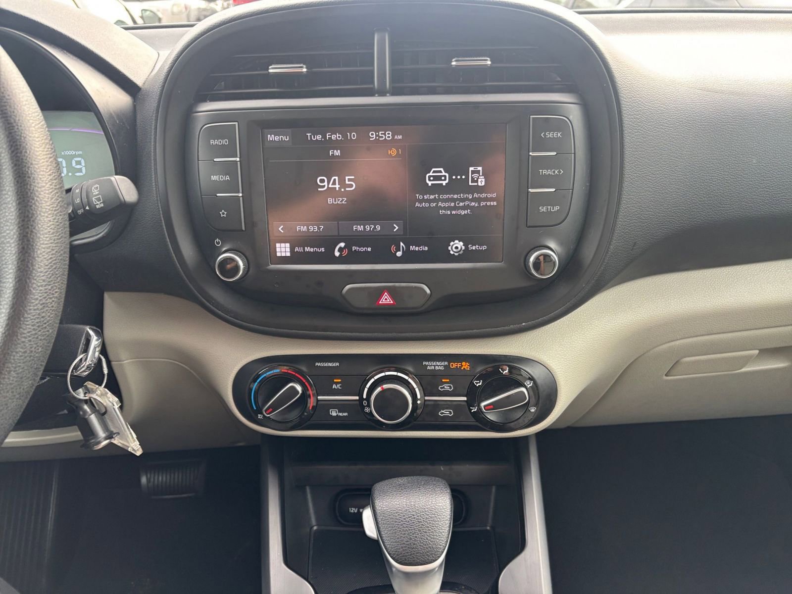 Used 2025 Kia Soul LX w/ LX Technology Package image 17