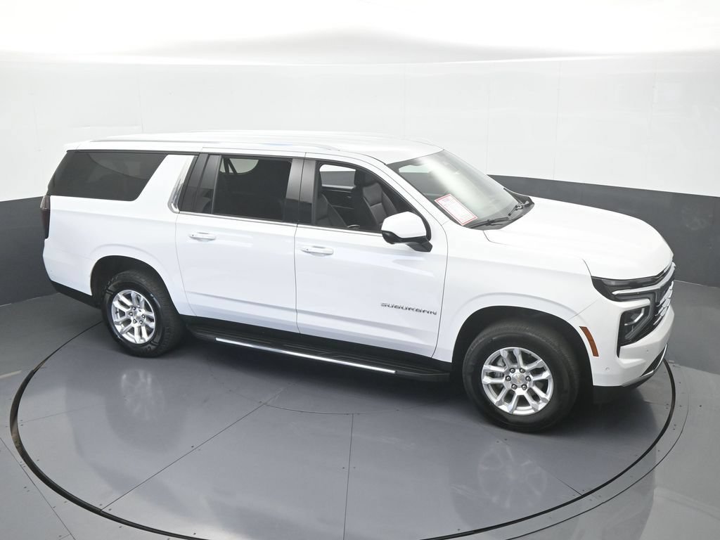 Used 2025 Chevrolet Suburban LT RWD image 60