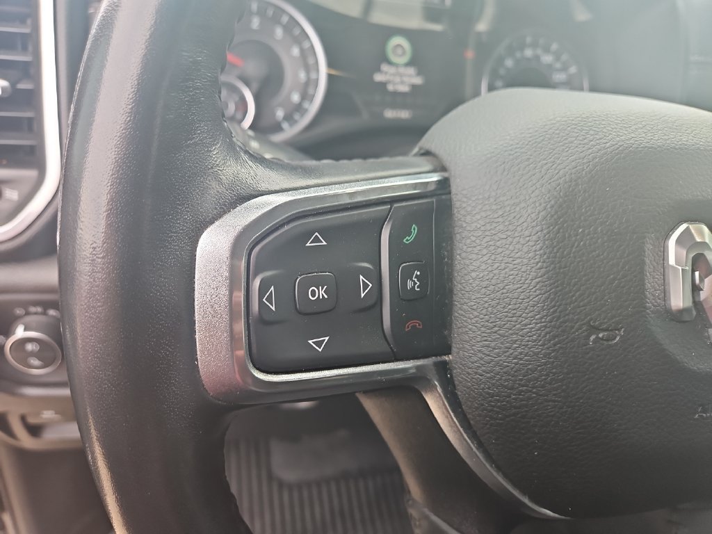 Used 2023 RAM 1500 Laramie AWD/4WD image 18