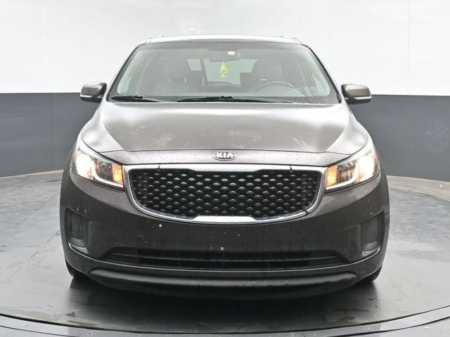 Used 2017 Kia Sedona LX w/ LX Essentials Premium Package FWD image 3