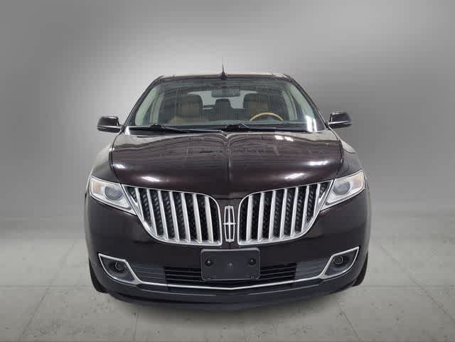 Used 2013 Lincoln MKX AWD image 3