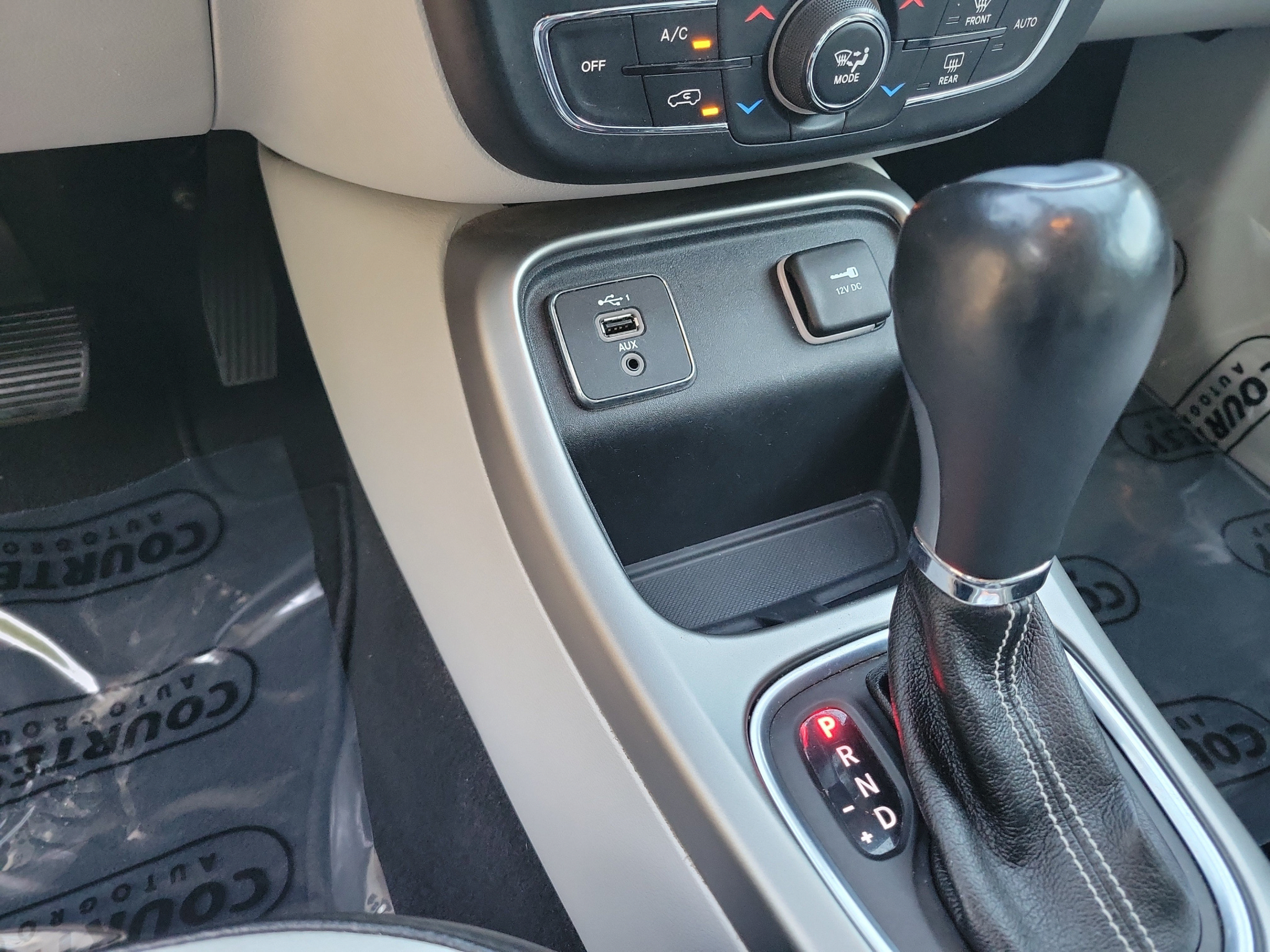 Used 2021 Jeep Compass Latitude FWD image 20