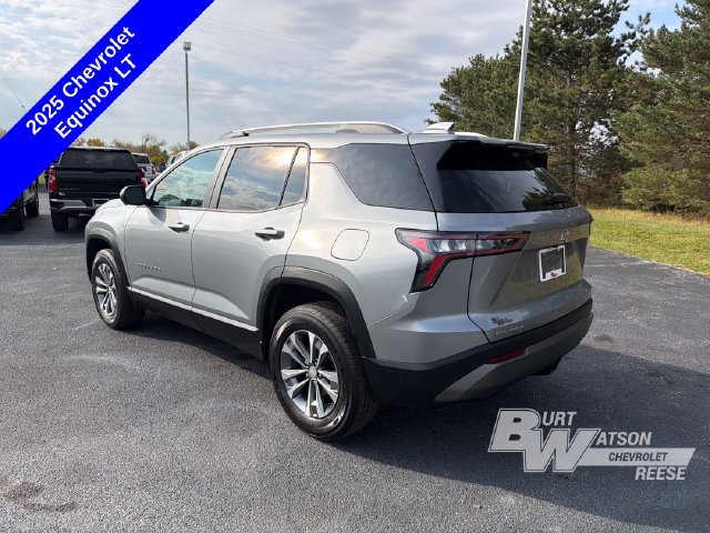 Used 2025 Chevrolet Equinox LT w/ Convenience Package II FWD image 4