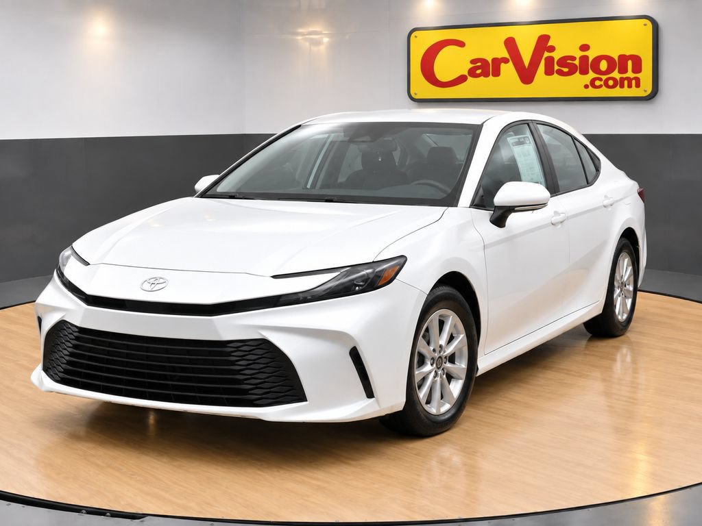 Used 2025 Toyota Camry LE FWD image 3