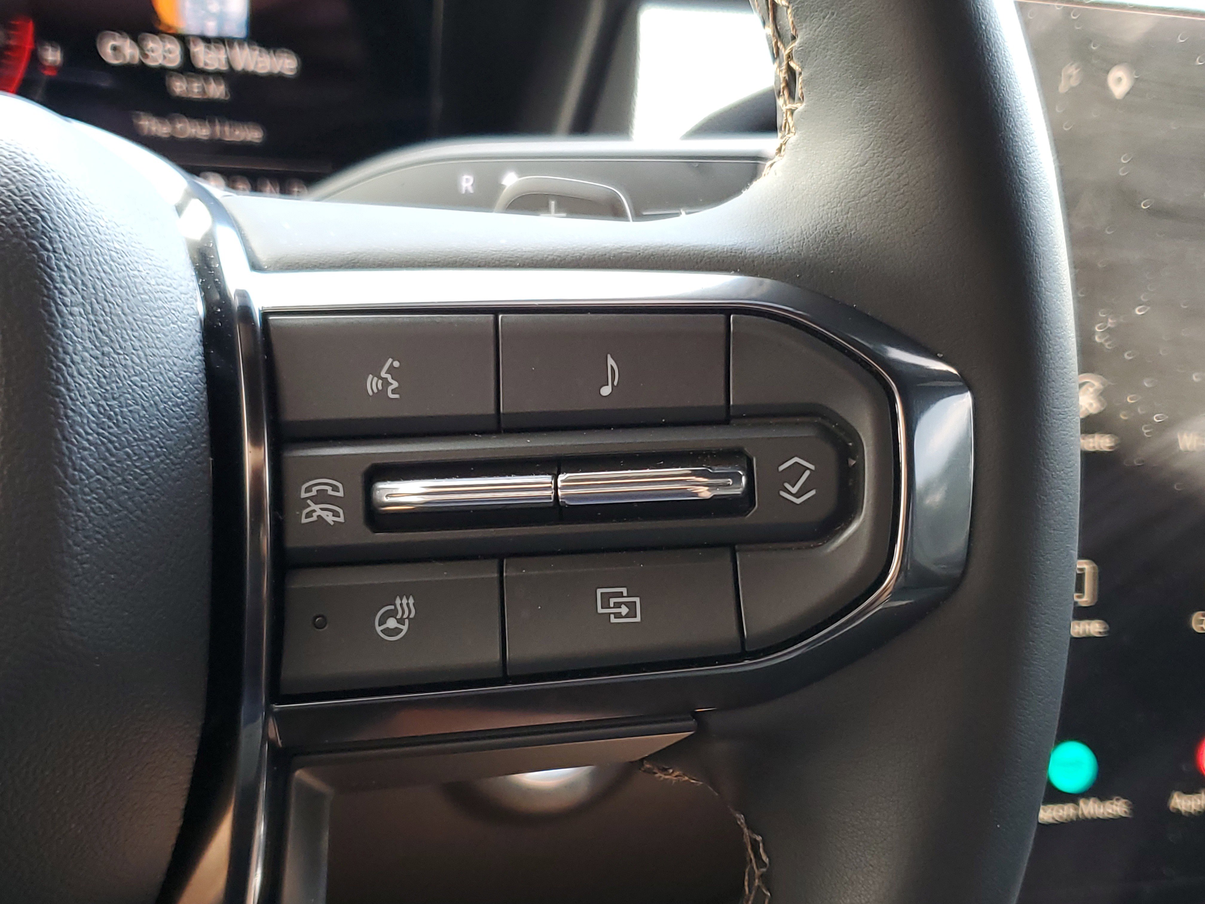 Certified 2026 GMC Terrain AT4 w/ Convenience Package III AWD/4WD image 25