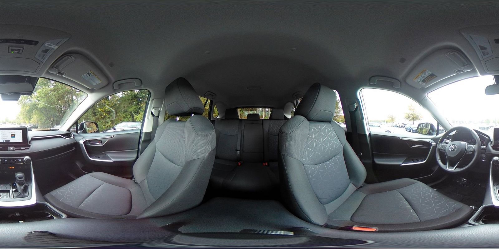 Used 2025 Toyota RAV4 XLE image 42