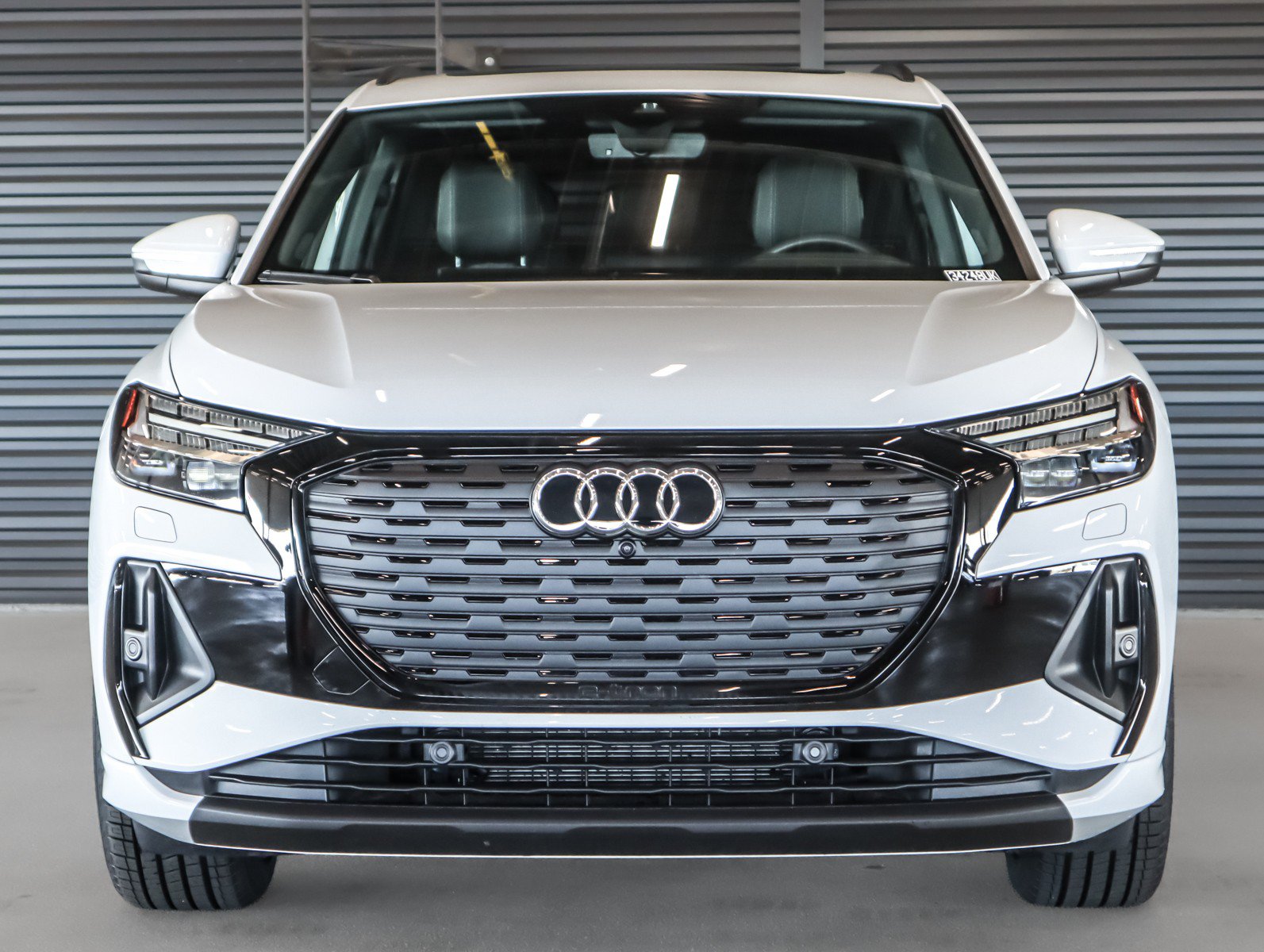 Certified 2025 Audi Q4 e-tron Prestige w/ Black Optic Package AWD/4WD image 11
